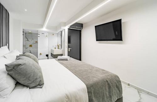 Zona Rosa Apartment | Aman 15Br2 Pools Park Lleras Events Ok