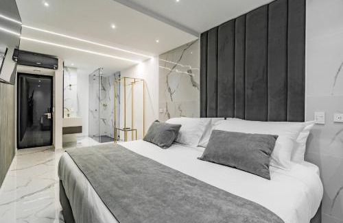 Zona Rosa Apartment | Aman 15Br2 Pools Park Lleras Events Ok
