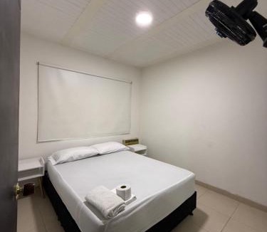 Melgar Apartment | SANTYS HOUSE MELGAR apartamento amoblado 6 Huéspedes