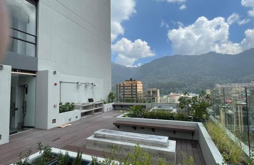 Centro International Apartment | Modern Studio with view of Monserrate, 25th Floor
