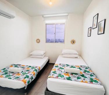 Cartagena District Apartment | Apartamento Ideal cerca de Zona Industrial, Terminal y Centro Comercial