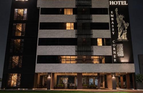 Quinta Paredes Hotel | Aw Hotel Embassy Corner - Corferias, Embajada EEUU & Vive Claro