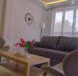San Fernando Apartment | Lumina House Moderno y tranquilo apartamento Cerca de las clínicas y del estadio