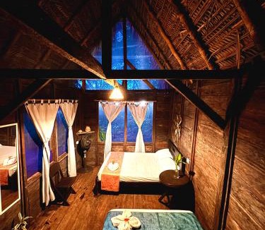 Nuqui House | Nawala Eco-hostel
