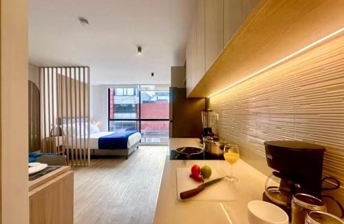Bogota Apartment | Embajada USA y Corferias, Elegante Suite Familiar