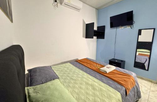 Aguazul Hotel | Hotel Alcaraván Aguazul