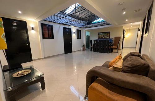 Laureles Hotel | Hotel Laureles Home
