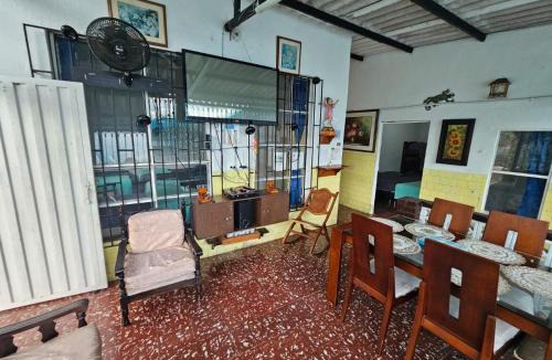 Mesitas del Colegio House | VILLA ELSA