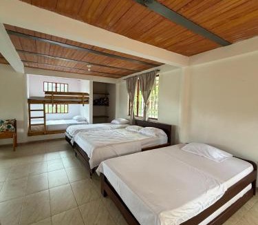 Acacias House | Finca Agroturística La pradera