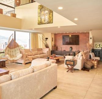 Lalinde Apartment | El Poblados 5 Bedroom Lux Duplex Vacation Rental