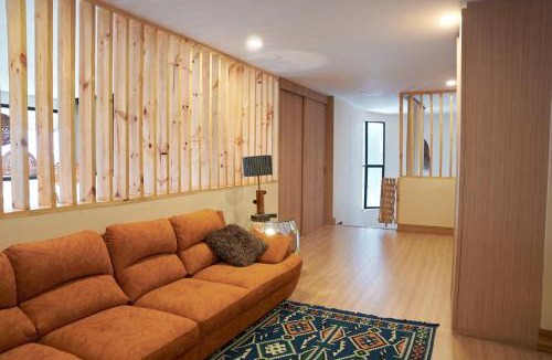 Lalinde Apartment | El Poblados 5 Bedroom Lux Duplex Vacation Rental