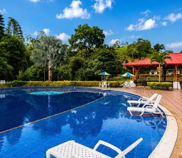 Vergara Hotel | Hotel Takuara