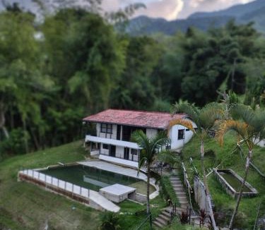 Cocorna Hotel | Eco Hotel Los cedros