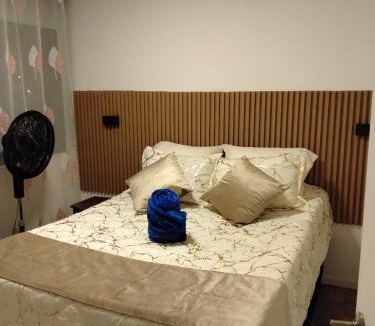 Castropol Apartment | Hermoso apartamento de lujo 3 habitaciones con piscina en el Poblado