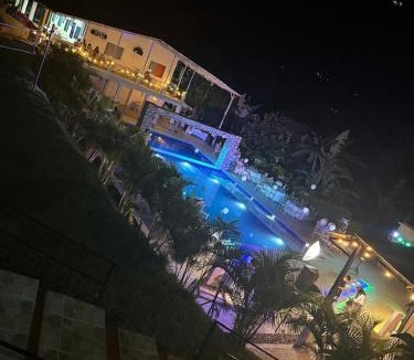 Villeta Resort | Finca Villa Carmen, Vía Magdalena
