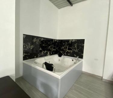 San Luis Apartment | Ambar Apartahotel - Jacuzzi