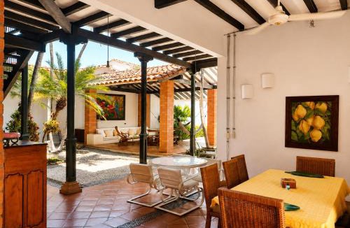 Quebrada Guadalejo House | Espectacular Casa en Cauca viejo con piscina, jacuzzi y turco