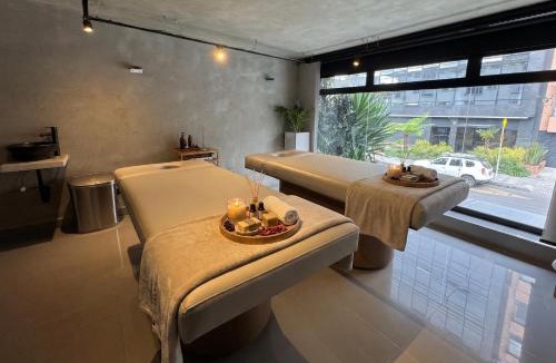 Antiguo Country Hotel | Hostal Joy Calle 85