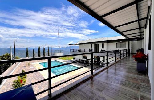 Medellin House | Finca date el gusto