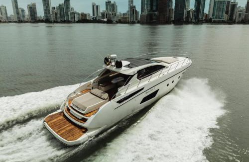 Cartagena Boat Rental | Yate de Lujo Azimut 52 Cartagena
