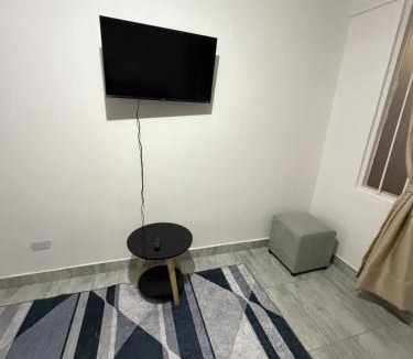 Bogota Apartment | acogedora habitacion cerca al centro dela ciudad205