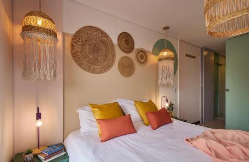 Astorga Apartment | Rare 2BR 2BA Poblado Balconies Walk to Night Life