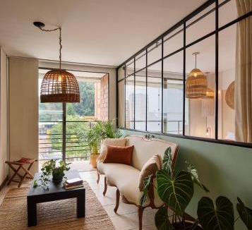Astorga Apartment | Rare 2BR 2BA Poblado Balconies Walk to Night Life