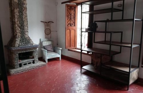 San Antonio House | Hostal Patio del Río