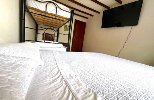 Cota Bed & Breakfast | Tikki Lua