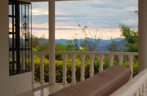 Pacho House | Quiet country villa with amazing views