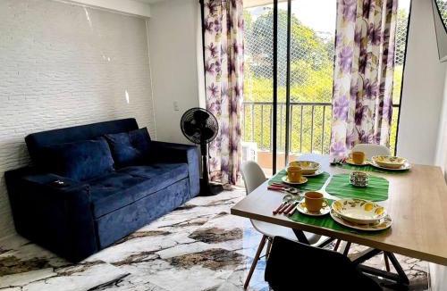 Floridablanca Apartment | Moderno apto con AC, balcón y gran ubicación frente a la FOSCAL