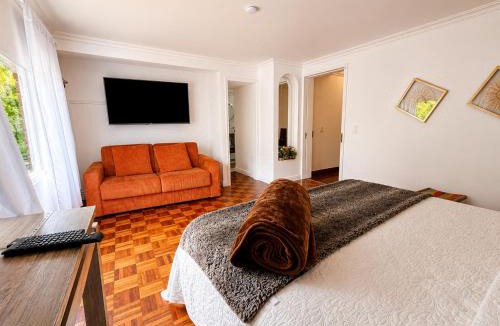 Envigado Hotel | Hotel Casa Madero