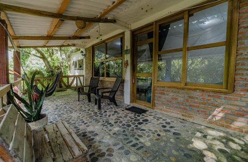 Mata de Platano Bed & Breakfast | Posada Villa Margarita