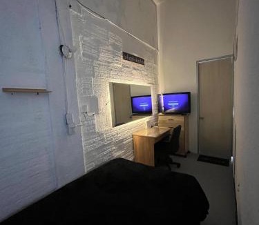 Engativa House | Habitación cerca al aeropuerto con baño privado