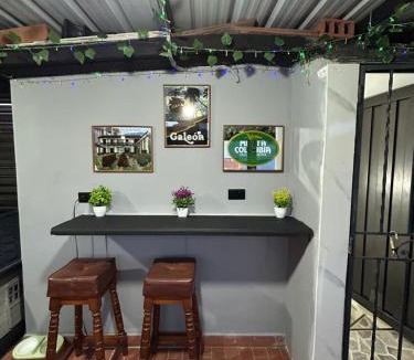 La America House | Cómoda y Amplia Casa, Ideal Para Grupos, Muy Cerca Del Estadio, Barrio Laureles La América