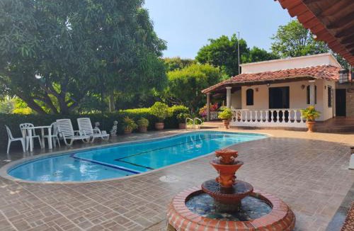 Santa Marta House | Villa Jardín Con piscina y jacuzzi