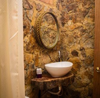 Macheta House | Hotel Campestre Rocas Del Paraíso