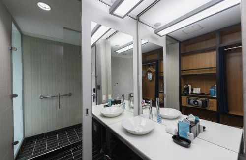 Calle 26 Hotel | Aloft by Marriott Bogota Airport