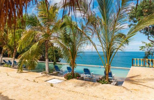 Bocachica House | Paradise Private Kaimari Ocean Villa By Huespedia