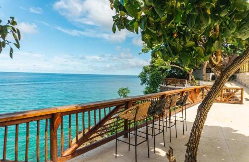 Bocachica House | Paradise Private Kaimari Ocean Villa By Huespedia