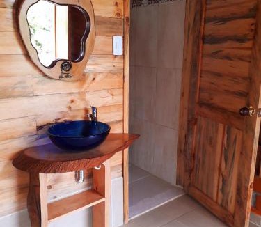Colon Hotel | Cabañas Sumak Kawsay