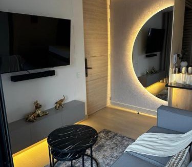 El Poblado Apartment | Monaco by Top Location City View