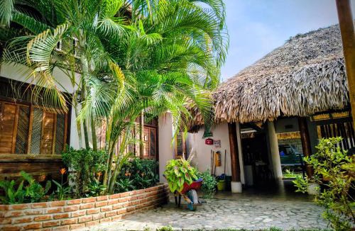Palomino Hotel | El Leon Feliz Palomino