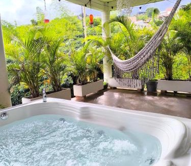 Cali Resort | Casa Yarumo Campestre