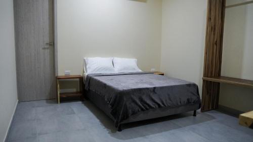 Comuna 2 House | Nómada Private Rooms - Near Santa Marta Center