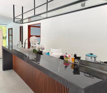 Nimaima House | Casa Bonanza