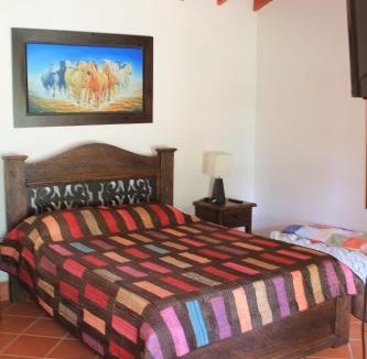 Guarne House | Las Orquídeas EcoHostel
