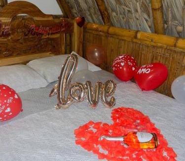 Cocorna House | Green view glamping cabin with unlimited Jacuzzi