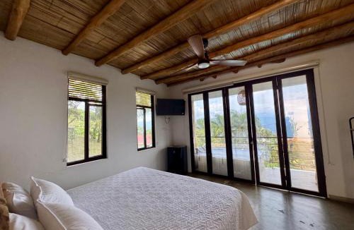 Quebradanegra Resort | Finca Campestre Colibrí