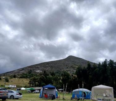 Guatavita Cabin | Camping San Francisco - Cabaña, Teepee & Zona de Camping